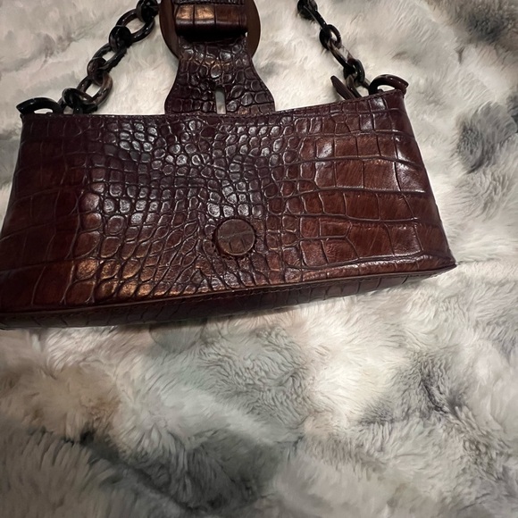Beautiful leather Adrienne Vittadini shoulder bag - Picture 6 of 8